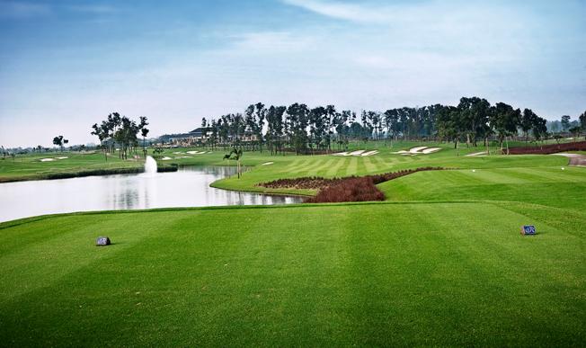 Royale Jakarta Golf Club (
